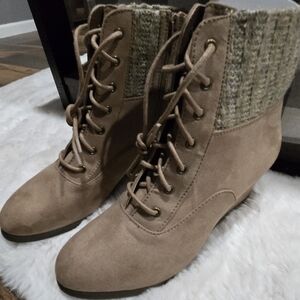 SO Womens Boots